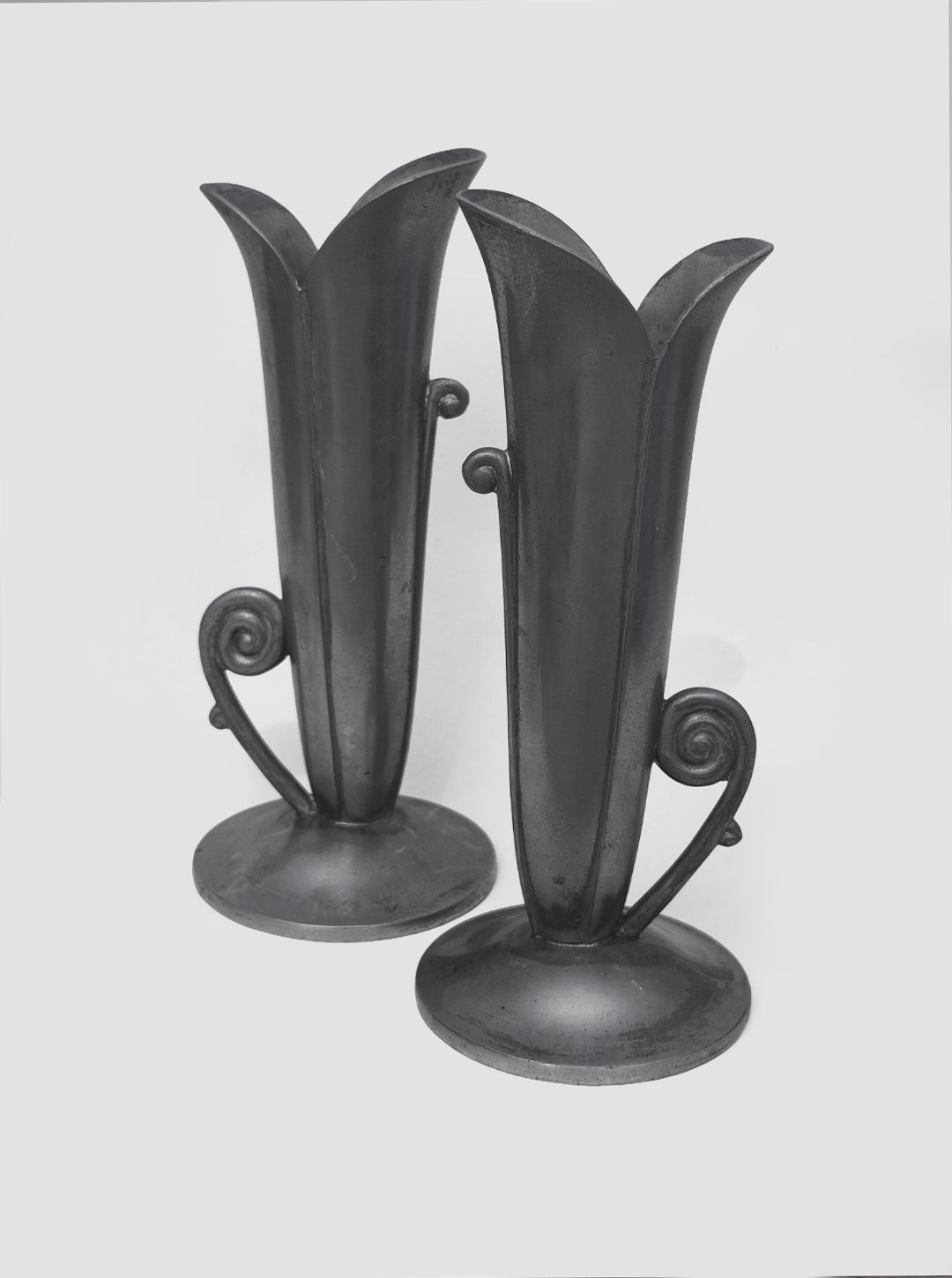 Set von 2 Vintage Vasen "Soliflore" im Art Nouveau Stil