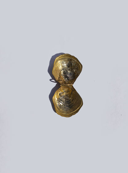 Vintage Salzstreuer "Oyster" aus Messing