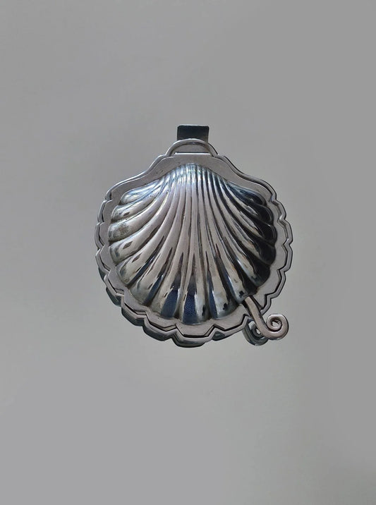 Vintage Butterdose in Muschelform, Silber