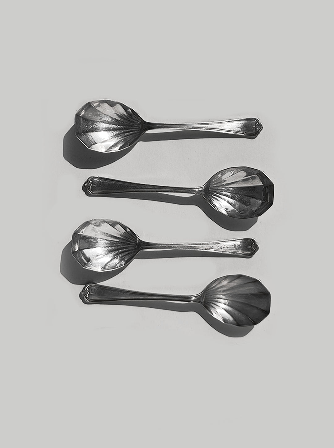 Vintage Löffel Set von 4 Shell Spoons
