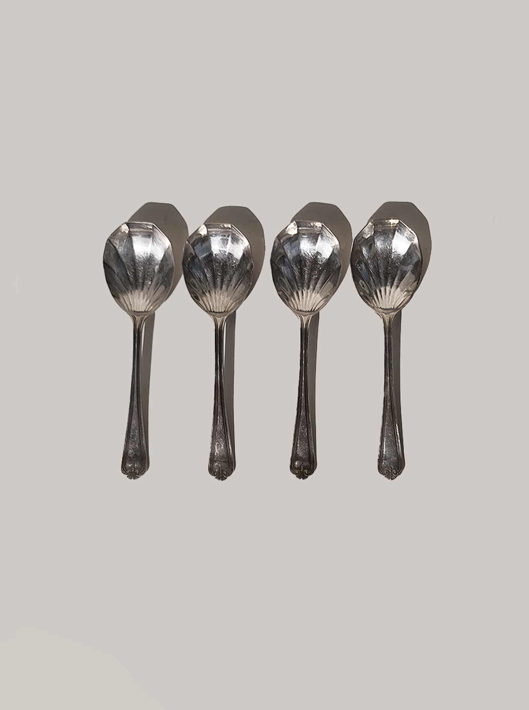 Vintage Löffel Set von 4 Shell Spoons