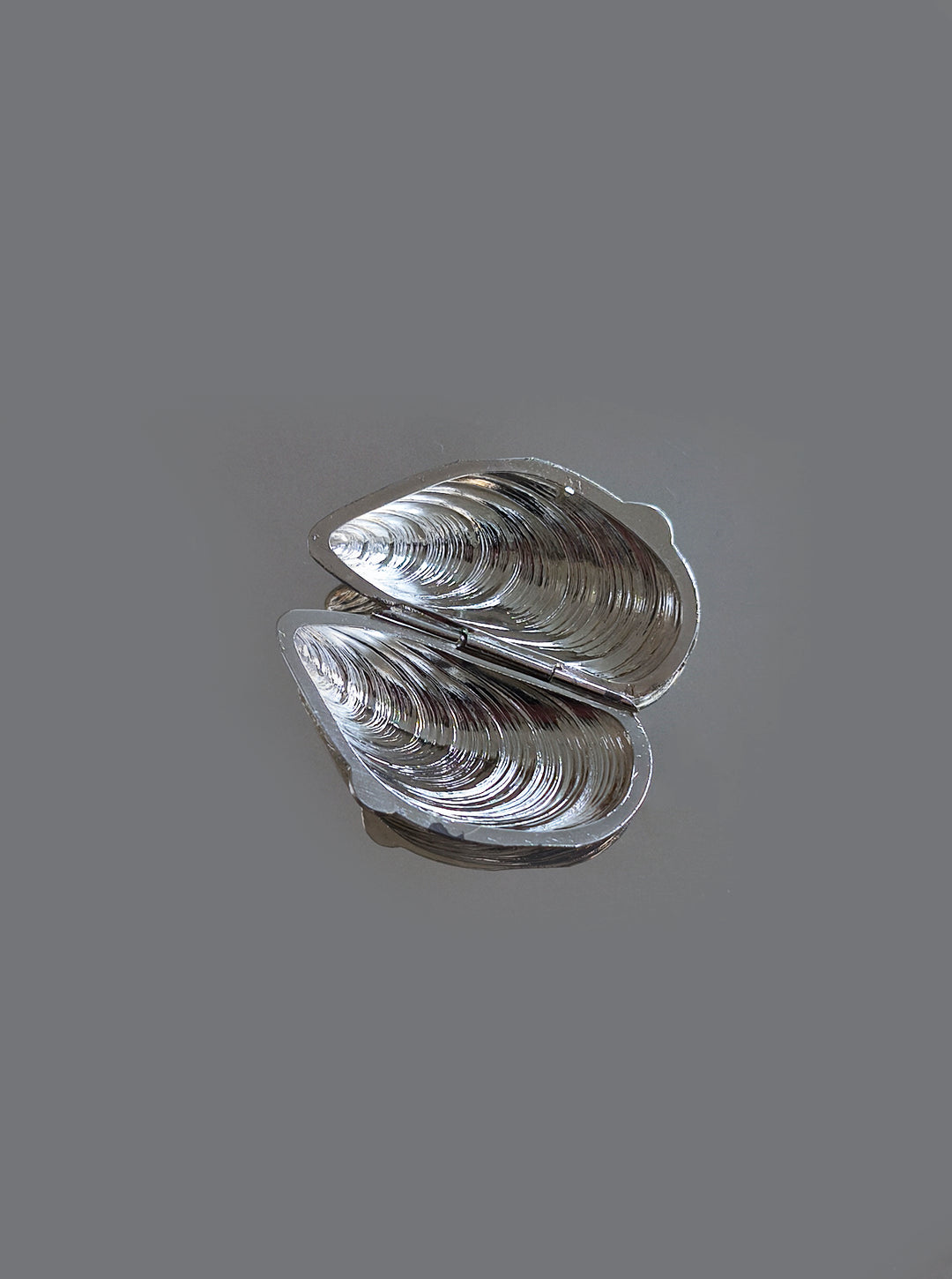Vintage Schatulle Small Shell Box