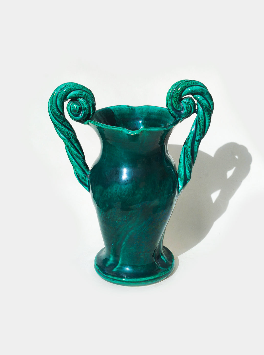 Vintage Vase aus Keramik mit Spiralhenkeln, vorne mit Absplitterung