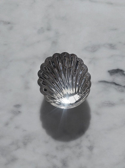 Vintage shell bowl silver 8.5 x 6 cm