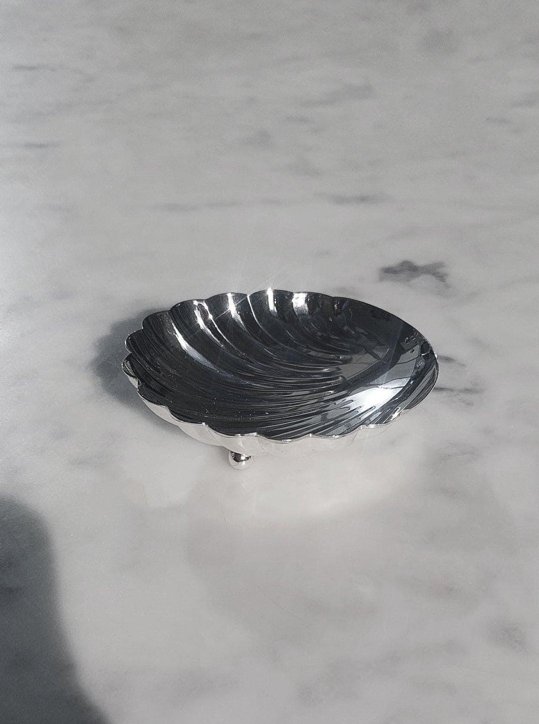 Vintage shell bowl silver 8.5 x 6 cm