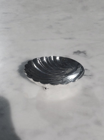 Vintage shell bowl silver 8.5 x 6 cm