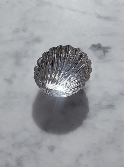 Vintage shell bowl silver 8.5 x 6 cm