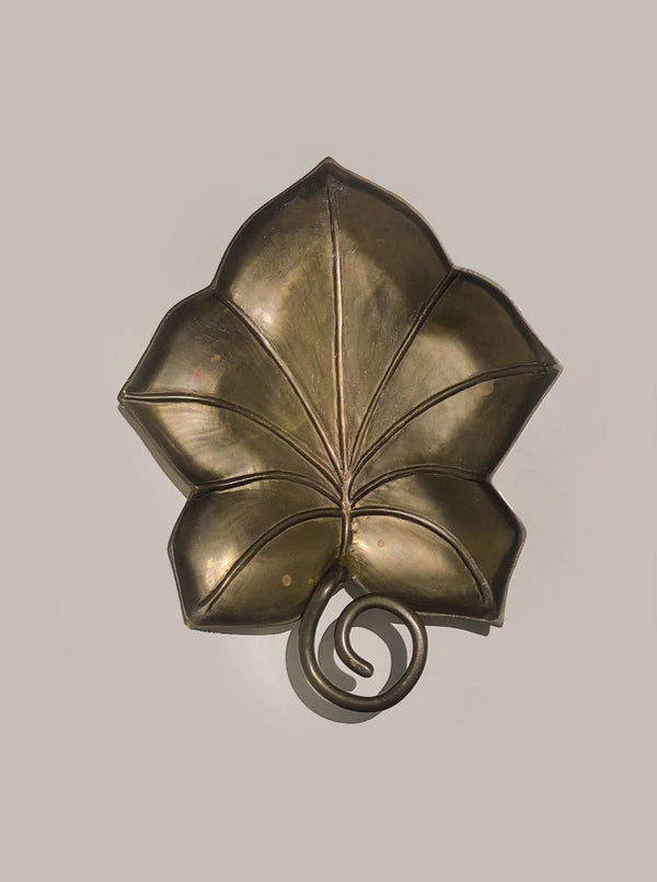 Vintage Vide-Poche "Leaf" aus Messing