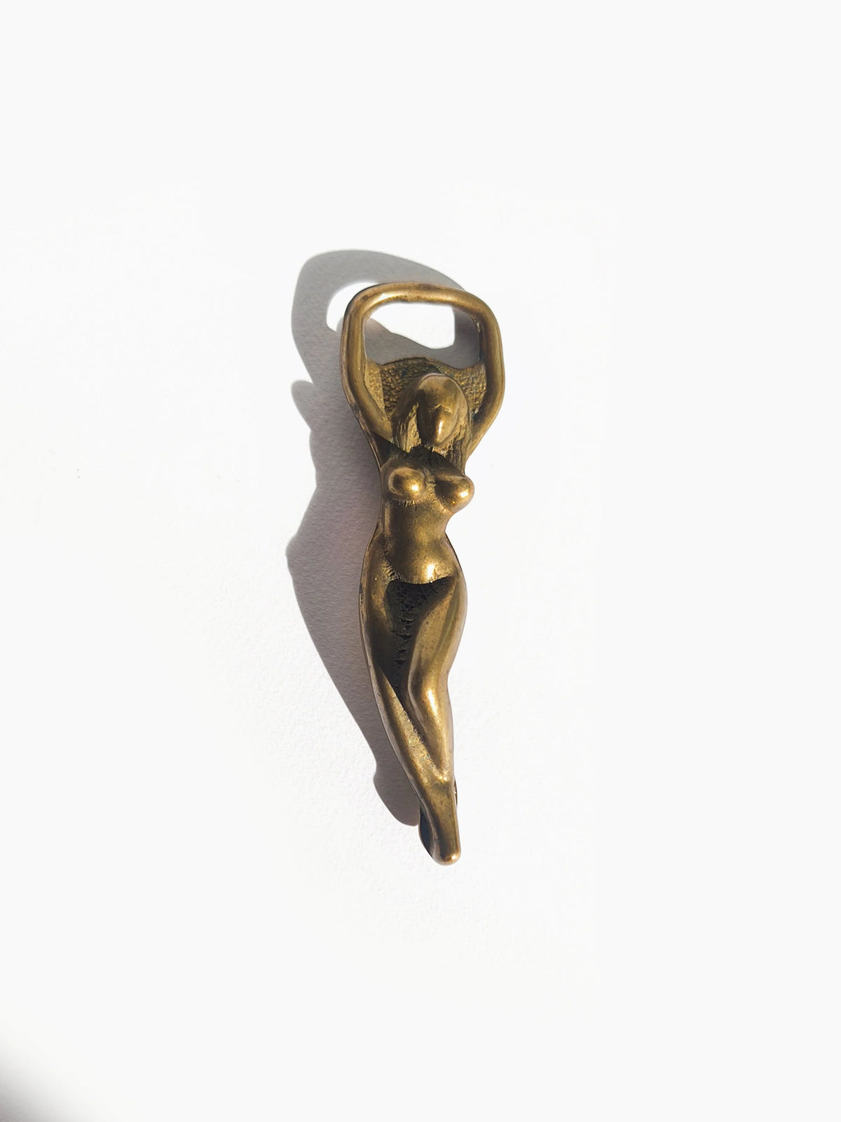 Vintage Flaschenöffner Frau aus Messing