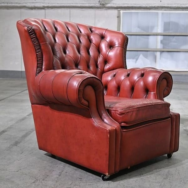 Vintage Sessel Chesterfield Leder mit Rollen