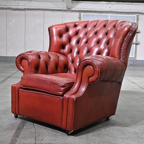 Vintage Sessel Chesterfield Leder mit Rollen