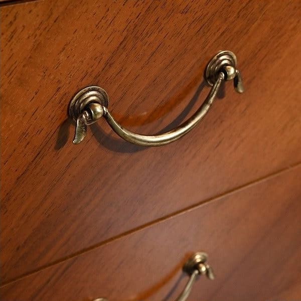 Vintage Kommode Medea von Medea einzigartiges Mahagoni-Schnitzerei