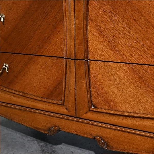 Vintage Kommode Medea von Medea einzigartiges Mahagoni-Schnitzerei