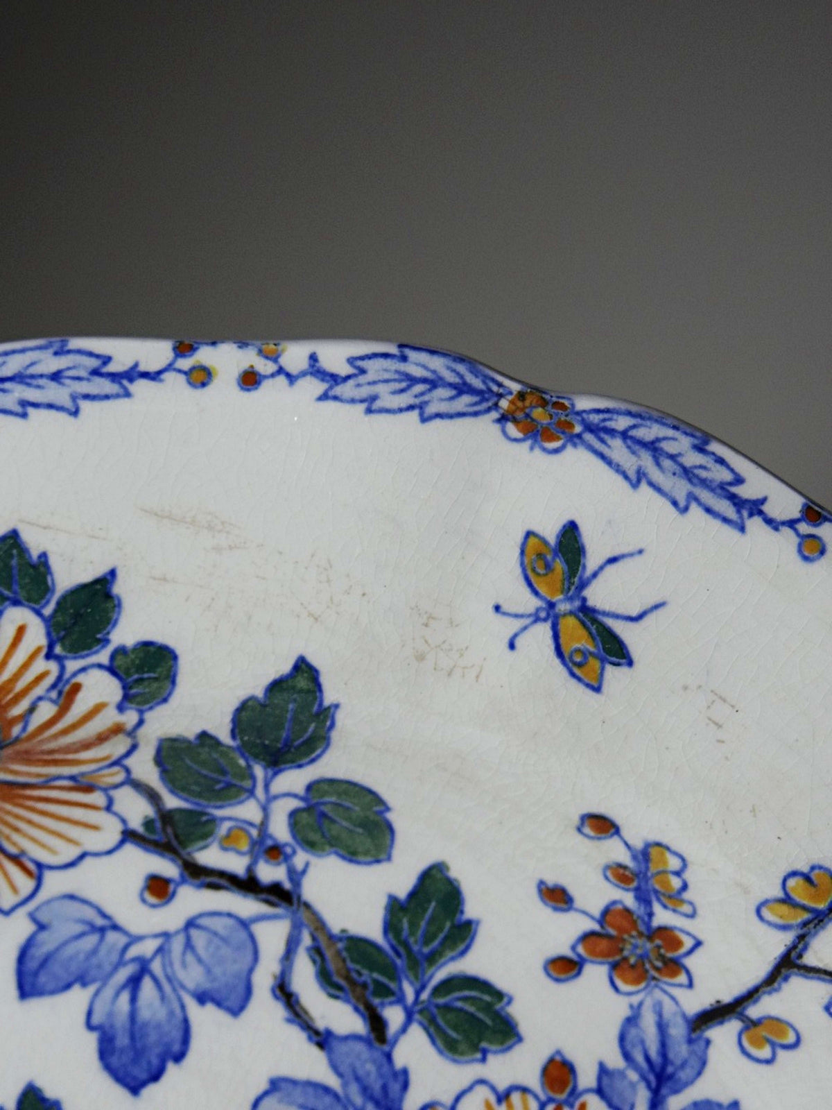 Vintage Teller "Coq und Pivoines" von Gien, Fayence um 1900