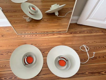 Vintage Pendelleuchte PH 4/3 von Poul Henningsen für Louis Poulsen Set von 2 Weiß Korallenrot