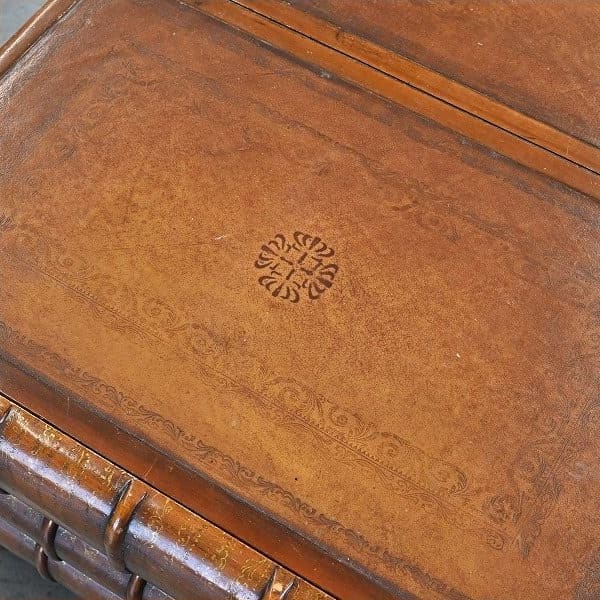 Vintage Couchtisch Book von Paul Maitland-Smith für Theodore Alexander