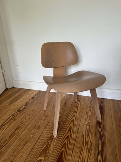 Vintage Stuhl DCW von Charles und Ray Eames für Vitra