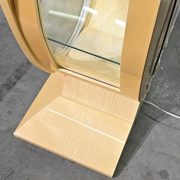 Vintage Vitrine von Matsuso mit Beleuchtung und Birds Eye Maple