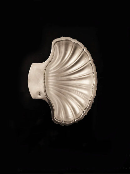 Butterdose Muschelform aus versilbertem Metall und Glas