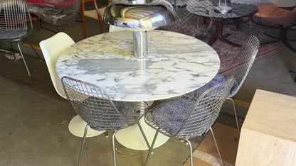 Tulip Esstisch aus Marmor von Eero Saarinen für Knoll International