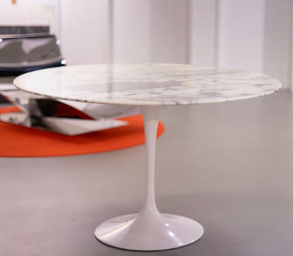 Tulip Esstisch aus Marmor mit 4 Stühlen von Eero Saarinen für Knoll