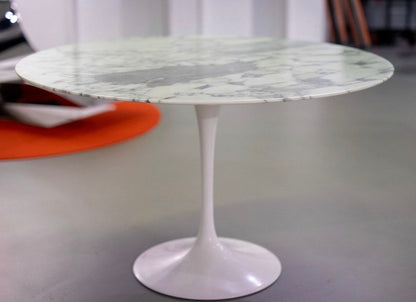 Tulip Esstisch aus Marmor mit 4 Stühlen von Eero Saarinen für Knoll