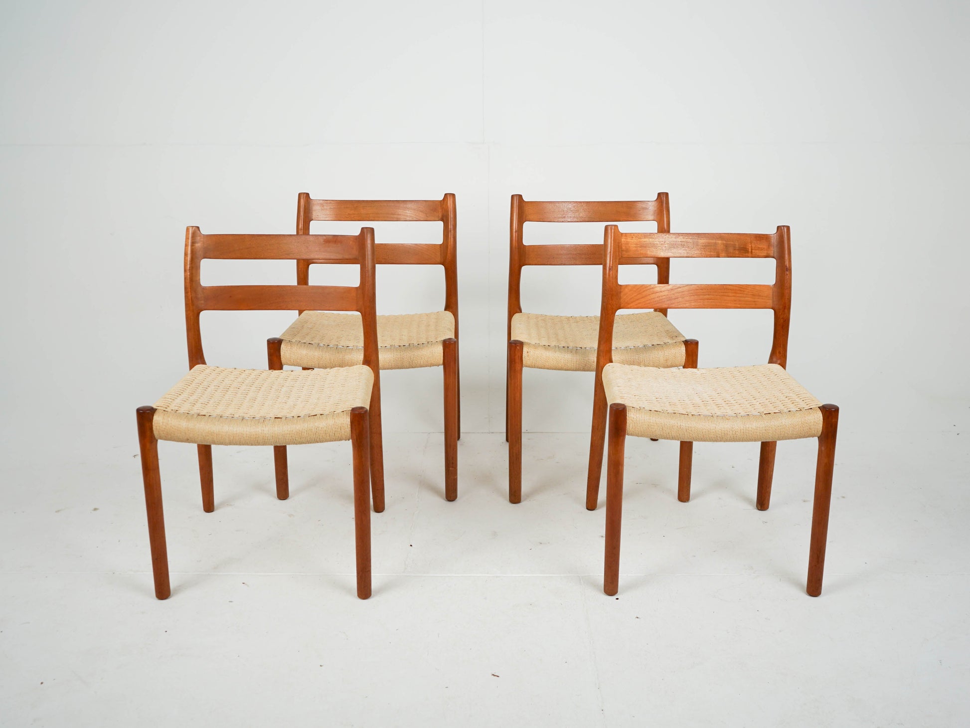 Set von 4 Vintage Teak Stuhl "Modell 84" von Niels Otto Møller für JL Møller Møbelfabrik