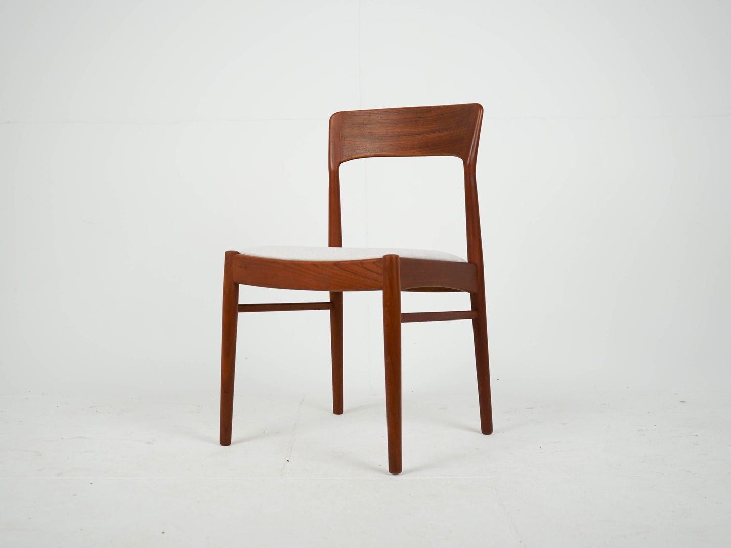 Set von 6 Vintage Teak Esszimmerstuhl von Henning Kjærnulf für Korup Stolefabrik