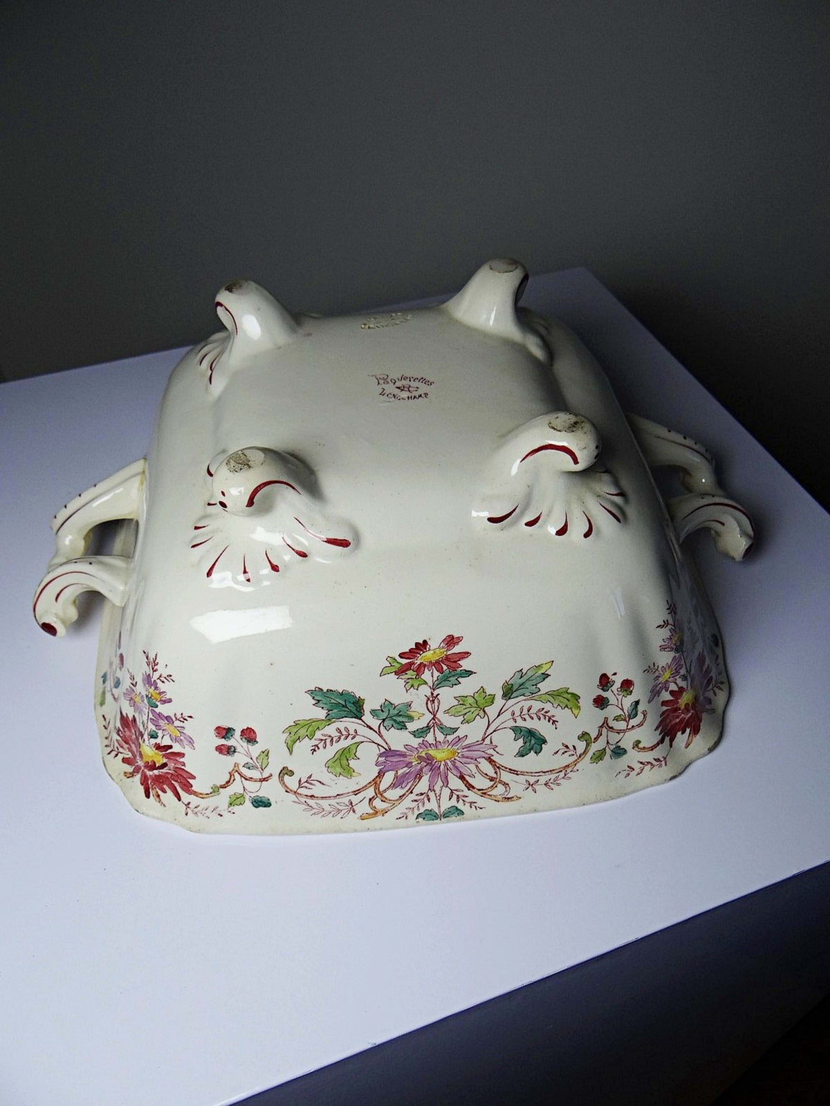 Vintage Terrine "Pâquerettes" von Longchamp, Art Nouveau