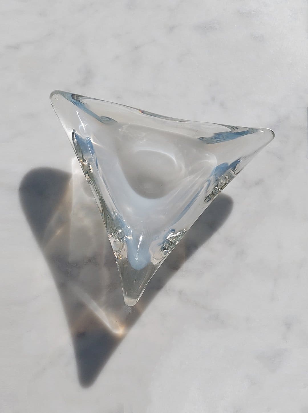 Aschenbecher Murano-Dreieck von Murano Glas Deckweiß transparent