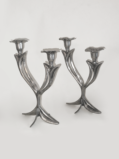 Set von 2 Vintage Kerzenhalter Jugendstil mit Blumenmotiv
