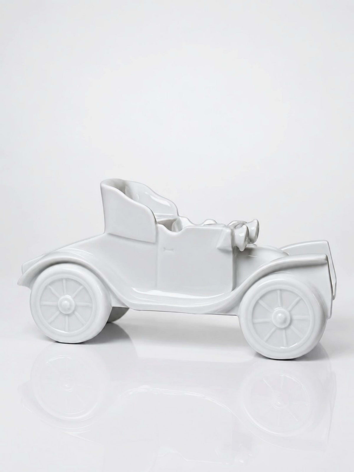 Vintage Dekofigur Oldtimer aus Limoges Porzellan