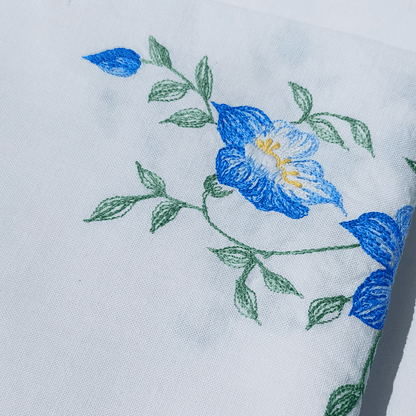 Vintage Tischdecke geblümt Baumwolle Weiß Blau Grün