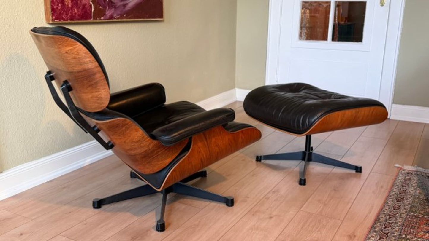 Vintage Sessel und Fußhocker von Charles und Ray Eames für Herman Miller und Vitra