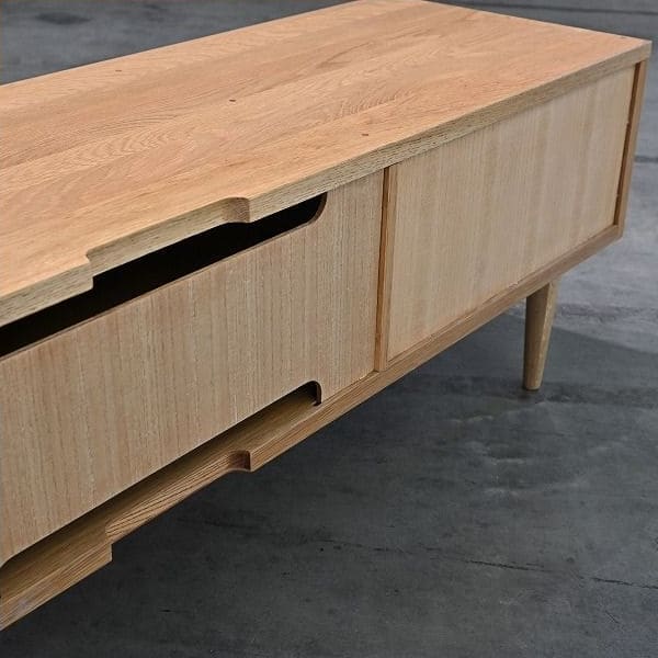 Vintage TV-Board LIITE von LIITE