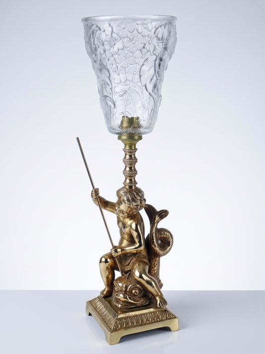 Vintage Tischlampe "Putto und Delfin" aus vergoldetem Metall, Art Deco