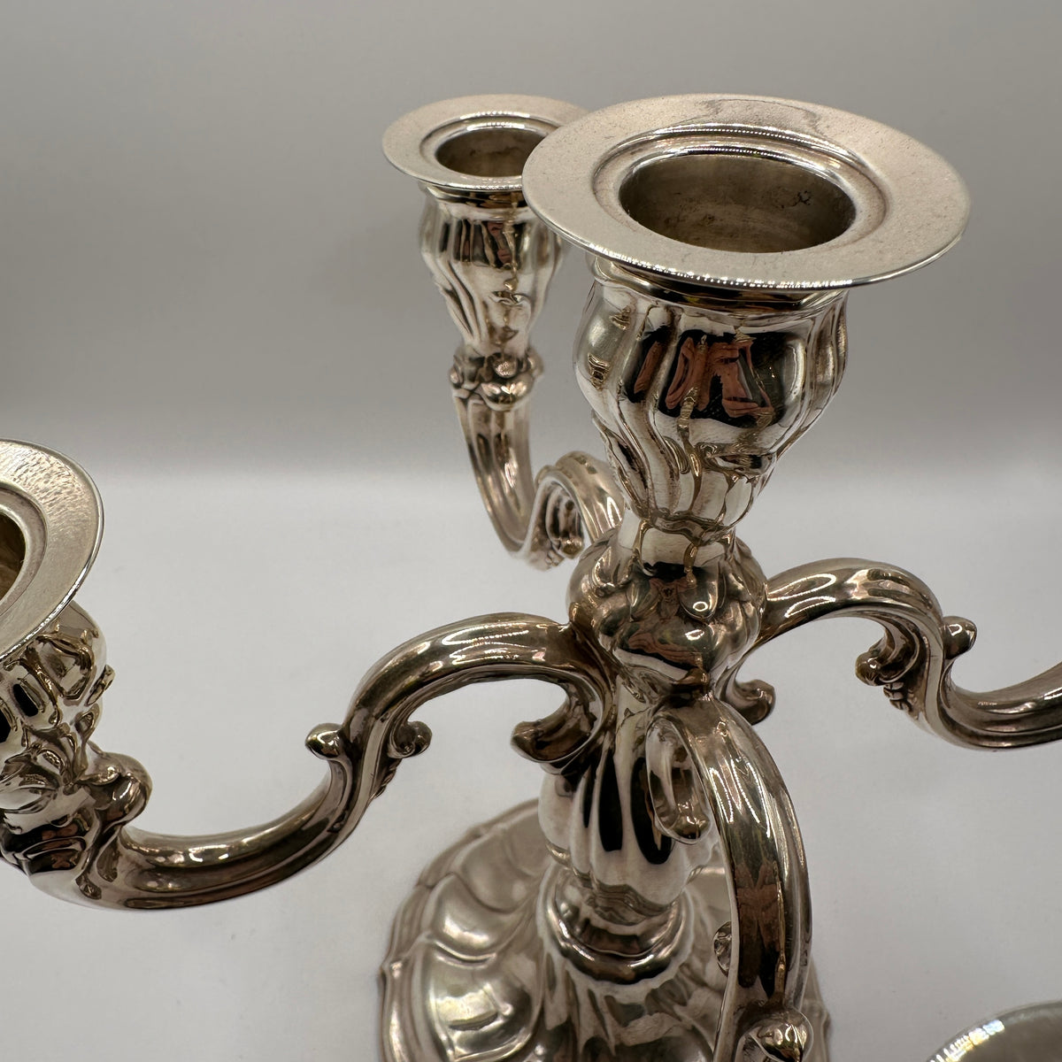Vintage Kerzenleuchter fünfarmig aus massivem 925er Silber, Barockstil, schöne Silberpatina