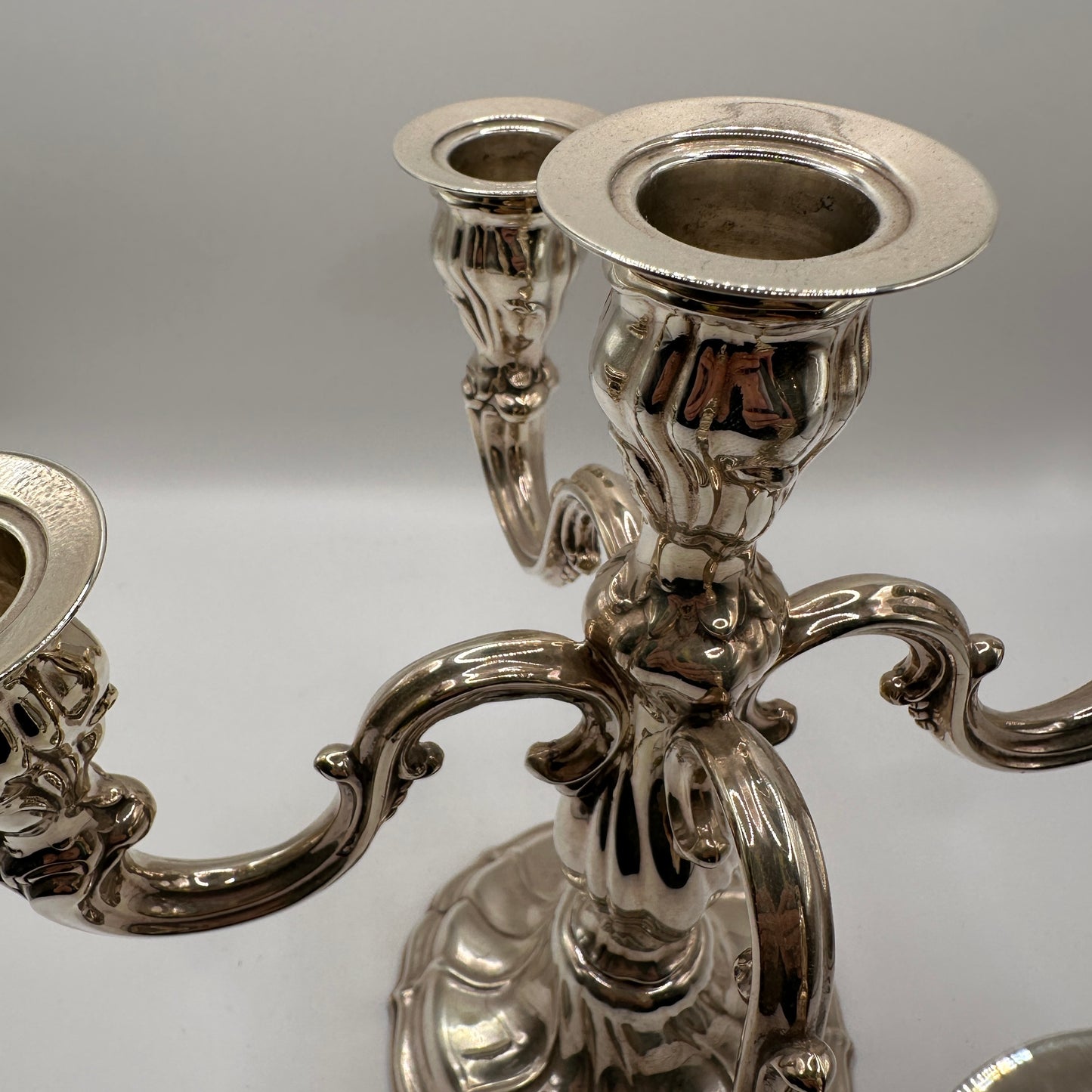 Vintage Kerzenleuchter fünfarmig aus massivem 925er Silber, Barockstil, schöne Silberpatina