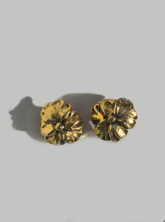 Vintage Ohrring Blumenmotiv Clip-on aus vergoldetem Metall