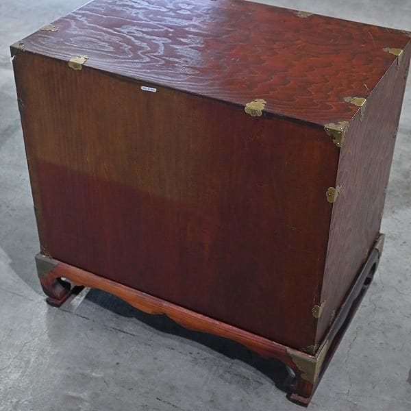 Vintage Schrank im koreanischen Joseon-Stil aus Zelkovenholz