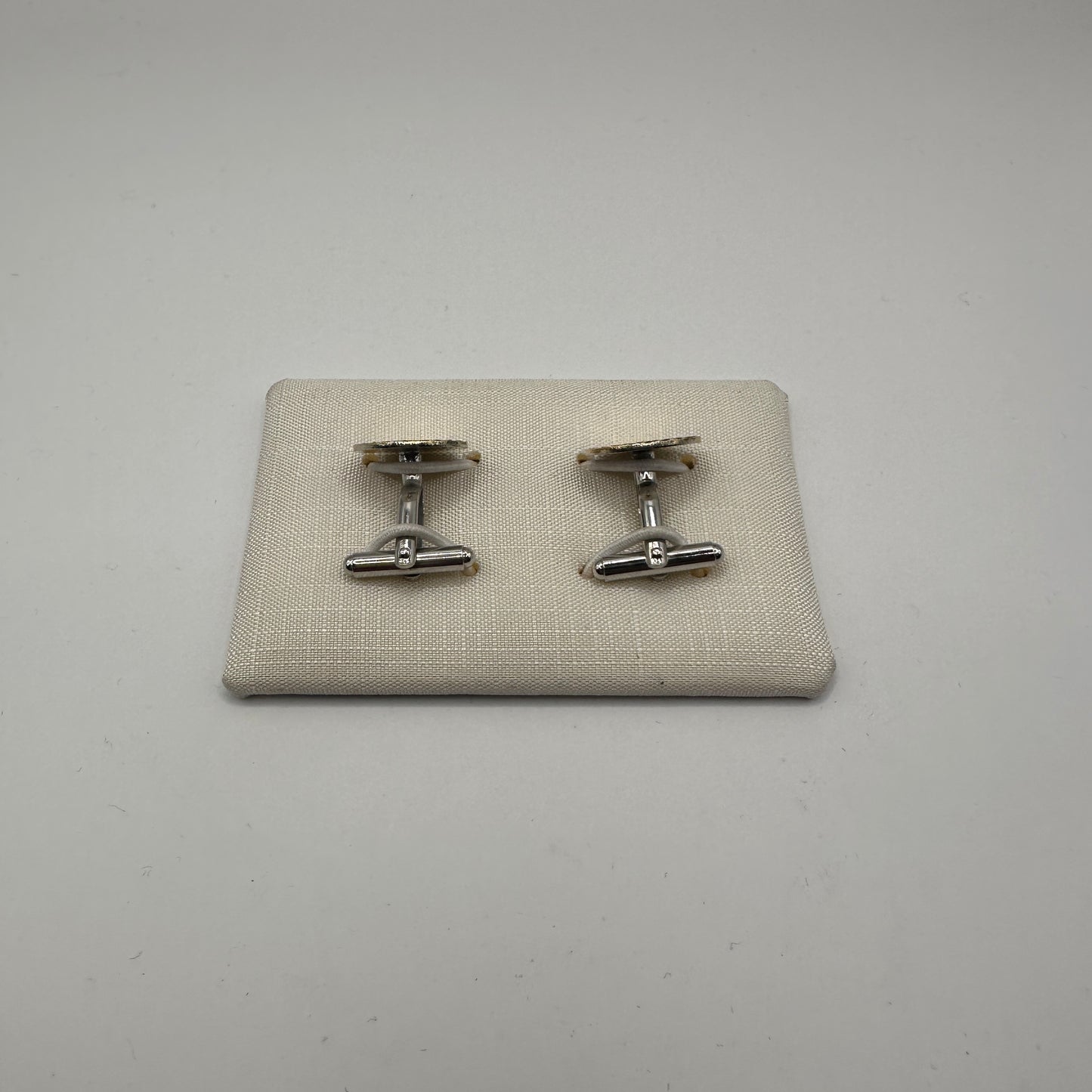 Vintage Manschettenknopf aus 925er Sterling Silber mit silberfarbenem Inlay