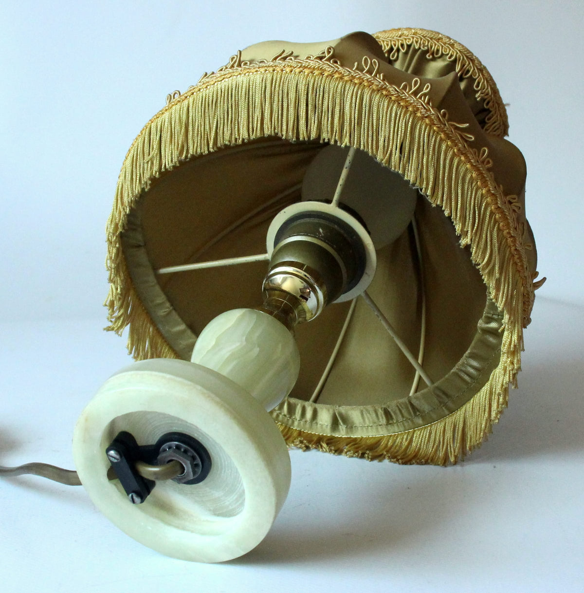 Vintage Tischlampe aus Messing und Onyx