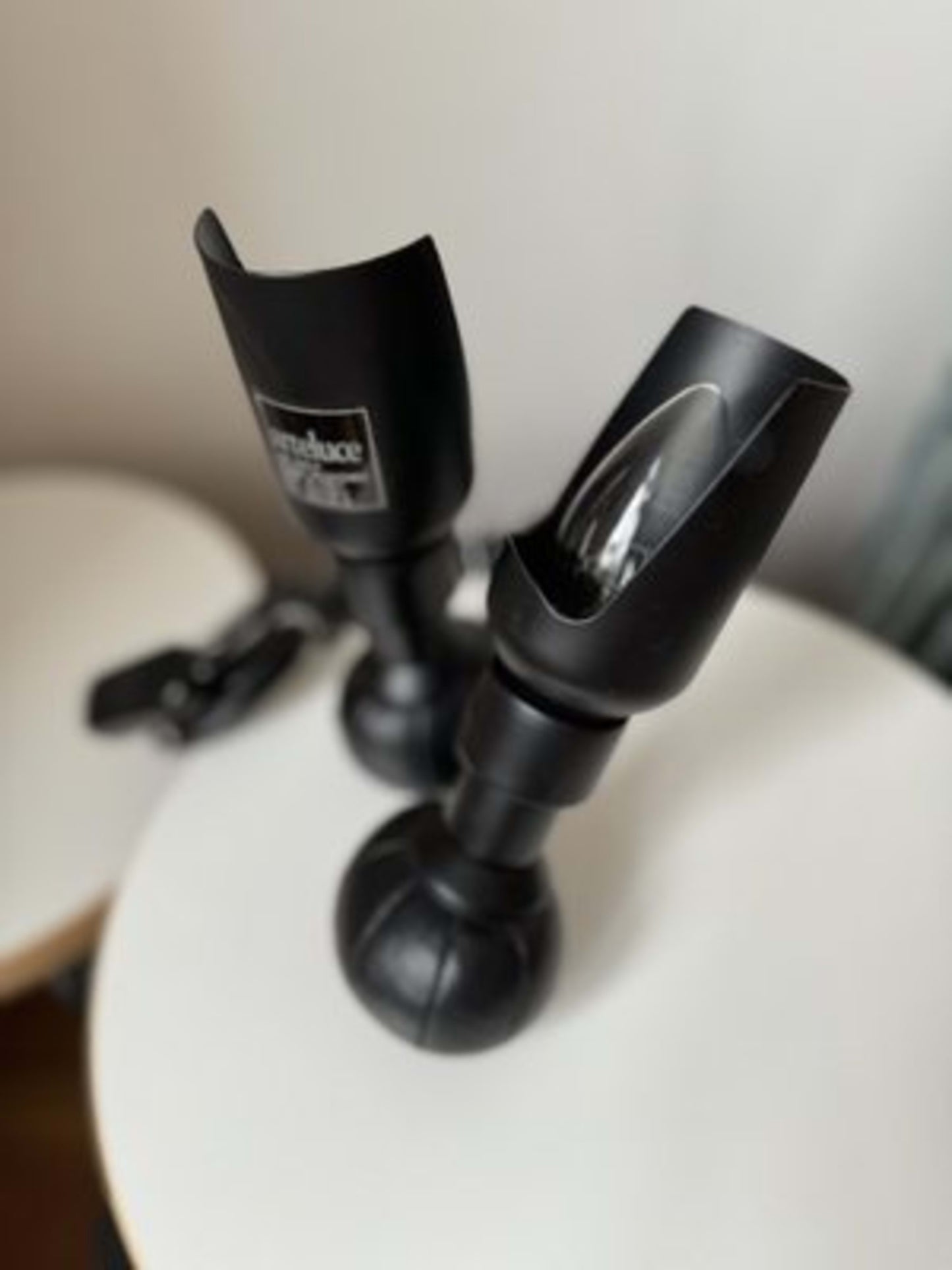 Vintage Tischlampe P600 von Gino Sarfatti für Arteluce, schwarz, Set von 2