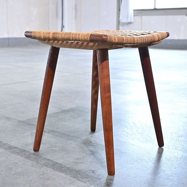 Vintage Hocker aus Rattan und Teak, skandinavisch