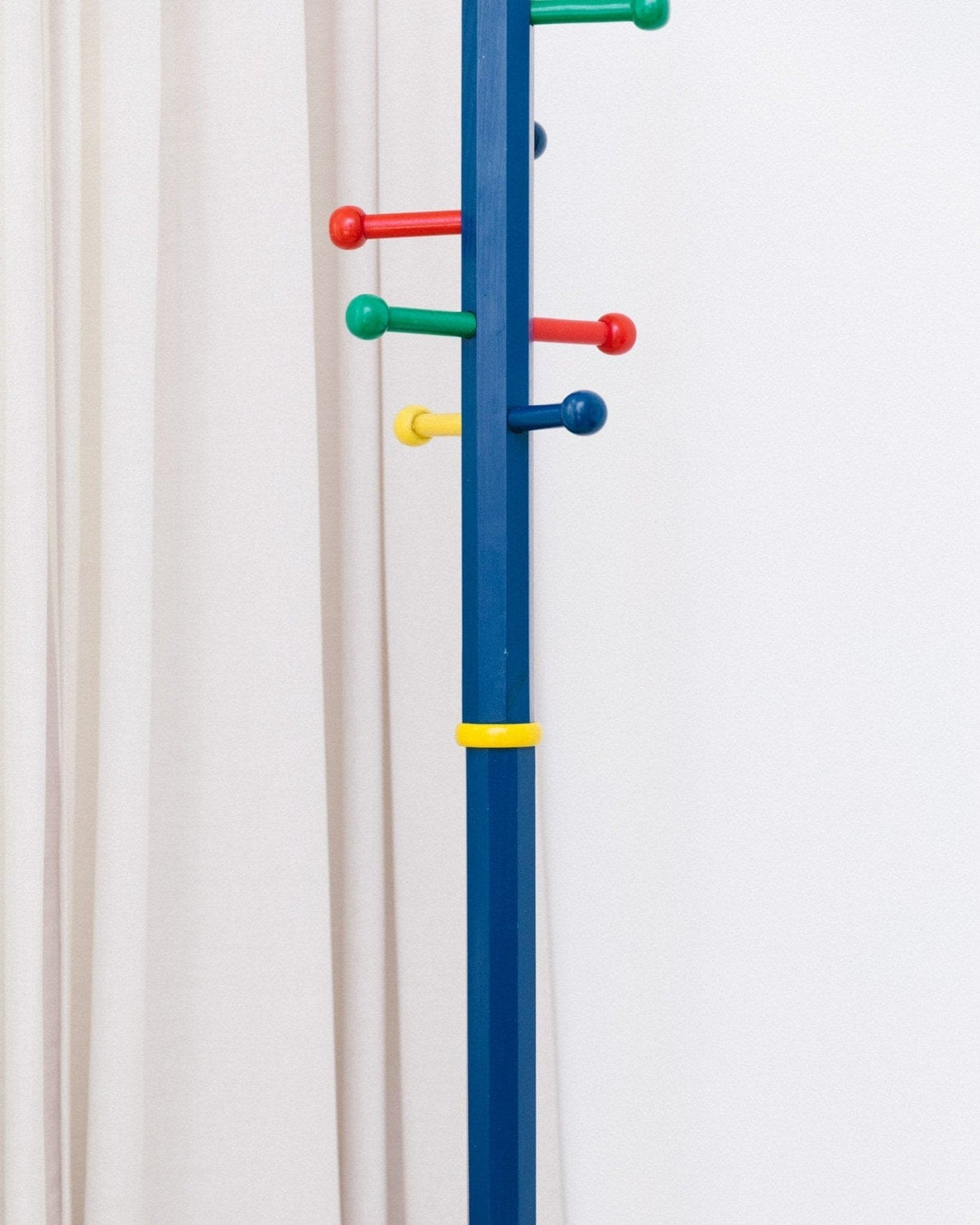 Vintage Crayon Kleiderschrank von Pierre Sala im Memphis Pop Art Design der 80er 90er