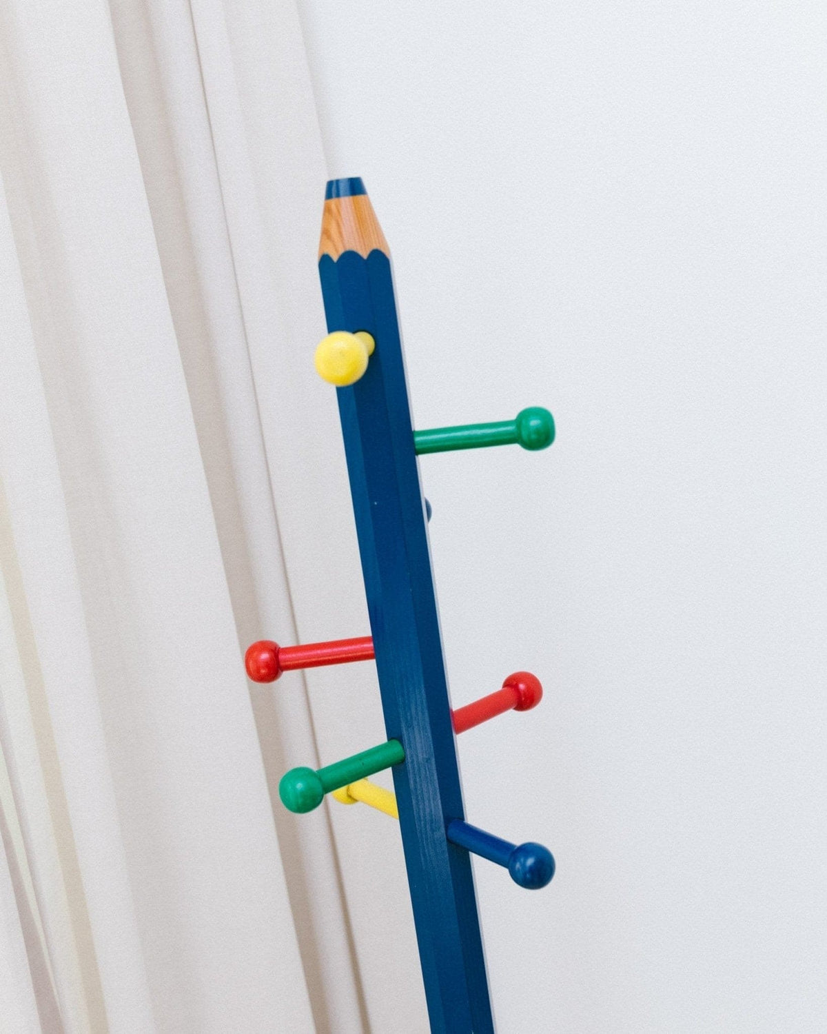 Vintage Crayon Kleiderschrank von Pierre Sala im Memphis Pop Art Design der 80er 90er
