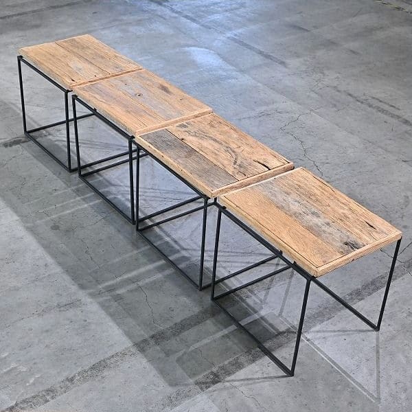 Vintage Regal Set von 4 von Industrial, offenes Design, Eisenrahmen, Holz, gebraucht