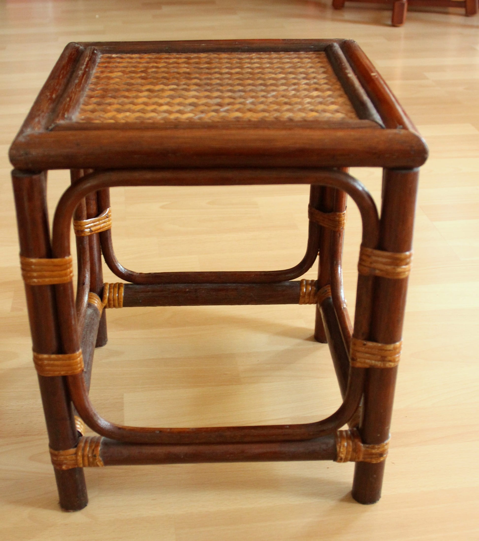 Vintage Blumenhocker aus Rattan und Bambus