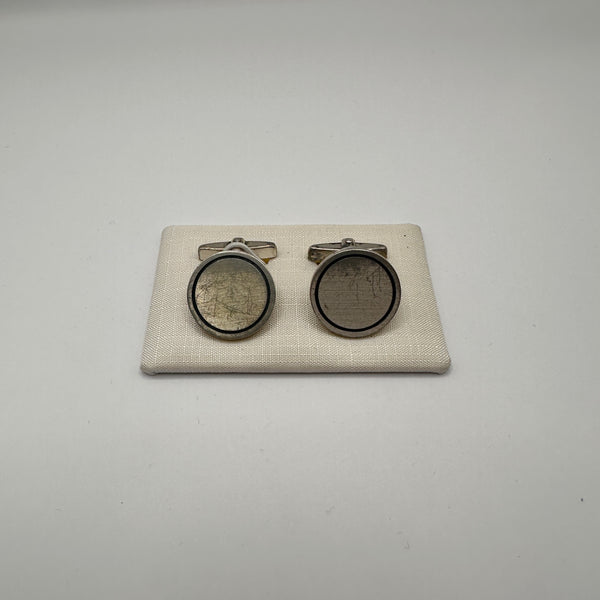 Vintage Manschettenknopf mit schwarzem Rand aus 835 Silber