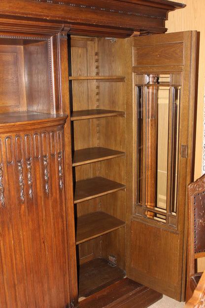 Vintage Schrank Wohnzimmerschrank aus Eiche, Jugendstil, verglast, sehr gut